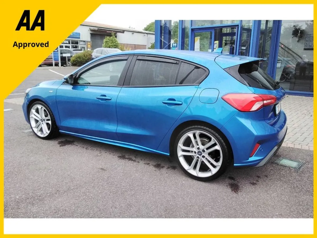 Ford Focus St-line Edition 5D 1.5td120 M6 - Image 4