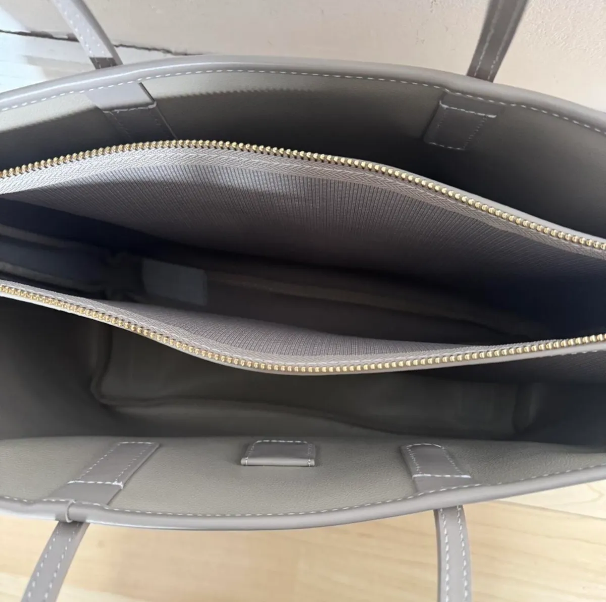 Tommy Hilfigure handbag - Image 3