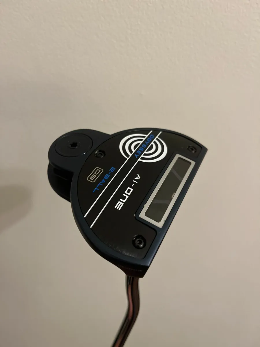 Odyssey Ai-ONE 2 Ball 33” - Image 1
