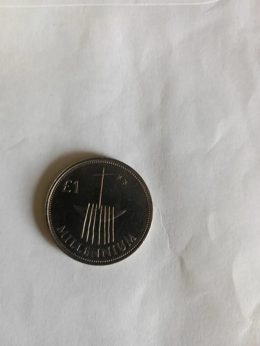 Old Irish 1 Pound Coins - Image 1