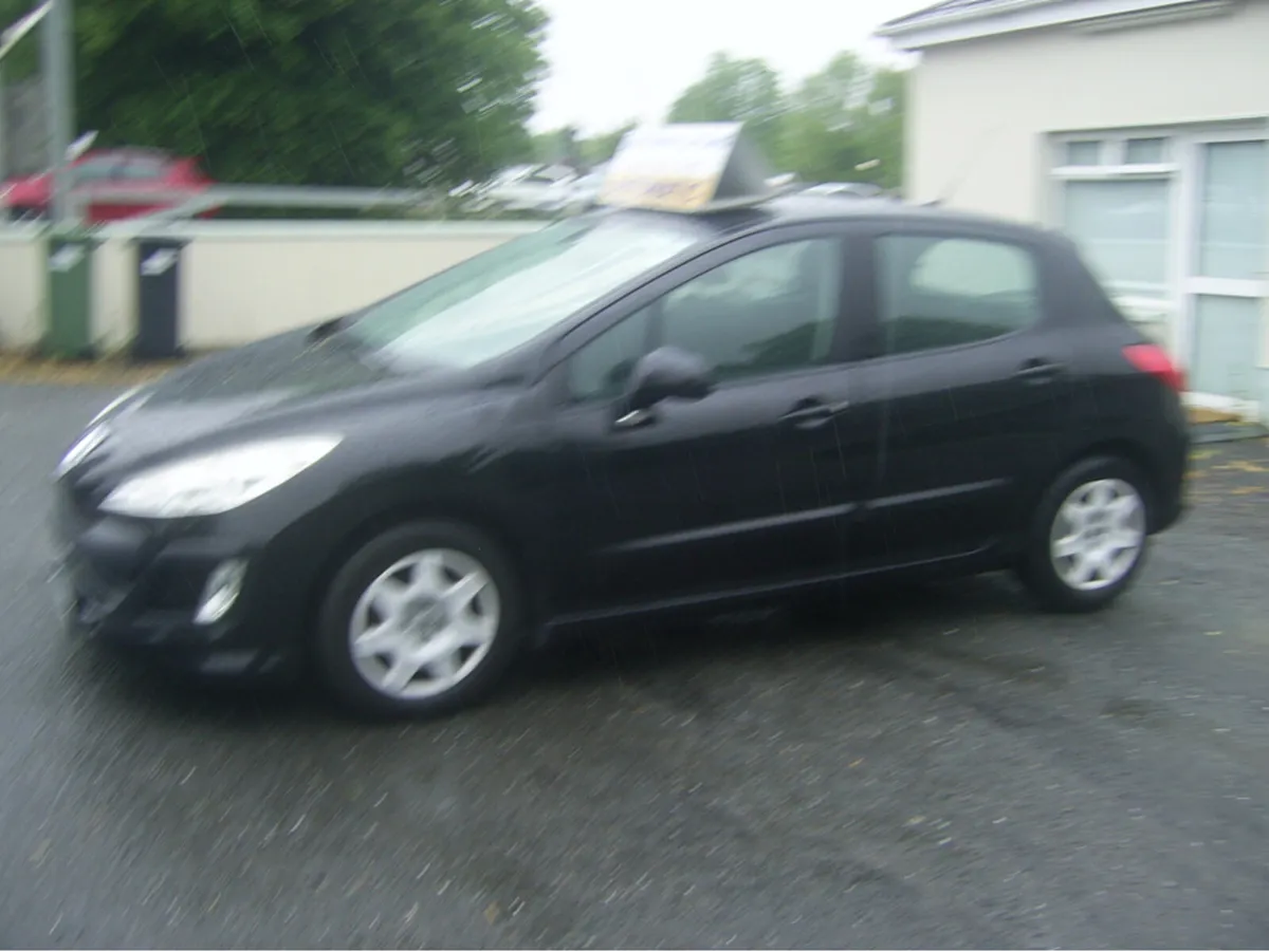 Peugeot 308 SE 1.6 HDI 5 DR 110 ECOMATIQUE 5DR - Image 3