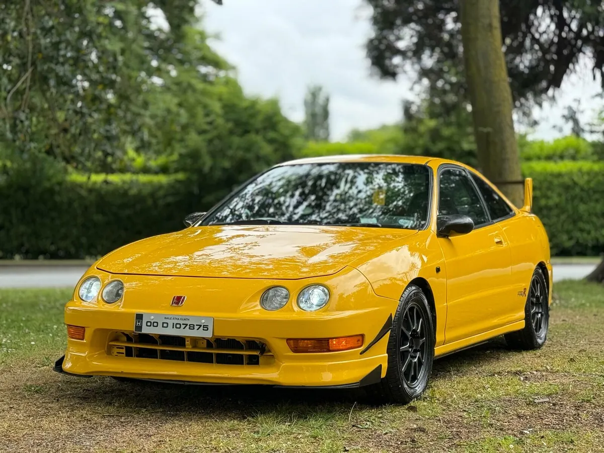 Honda integra type R Dc2 Fully Restored - Image 2