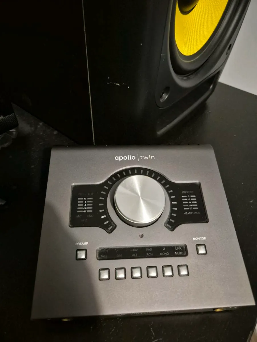Universal Audio Twin Audio Interface - Image 4