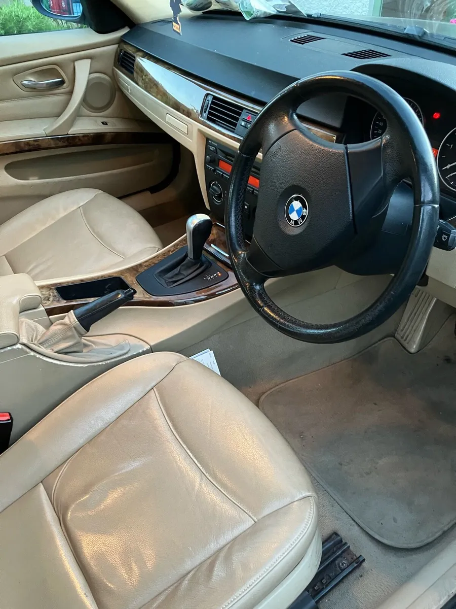 BMW 3 Series - Image 3