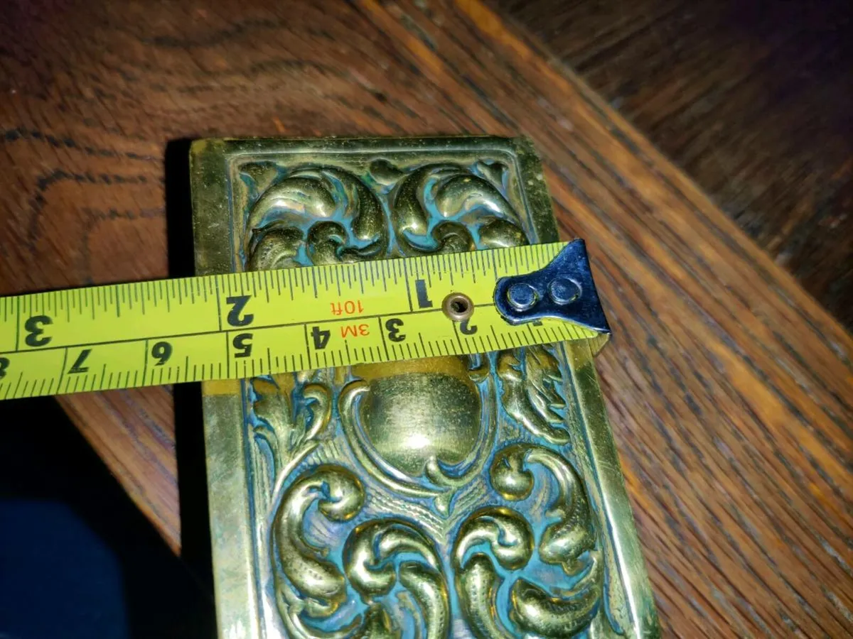 SOLID BRASS VINTAGE, Large Matchbox Holder ! - Image 2