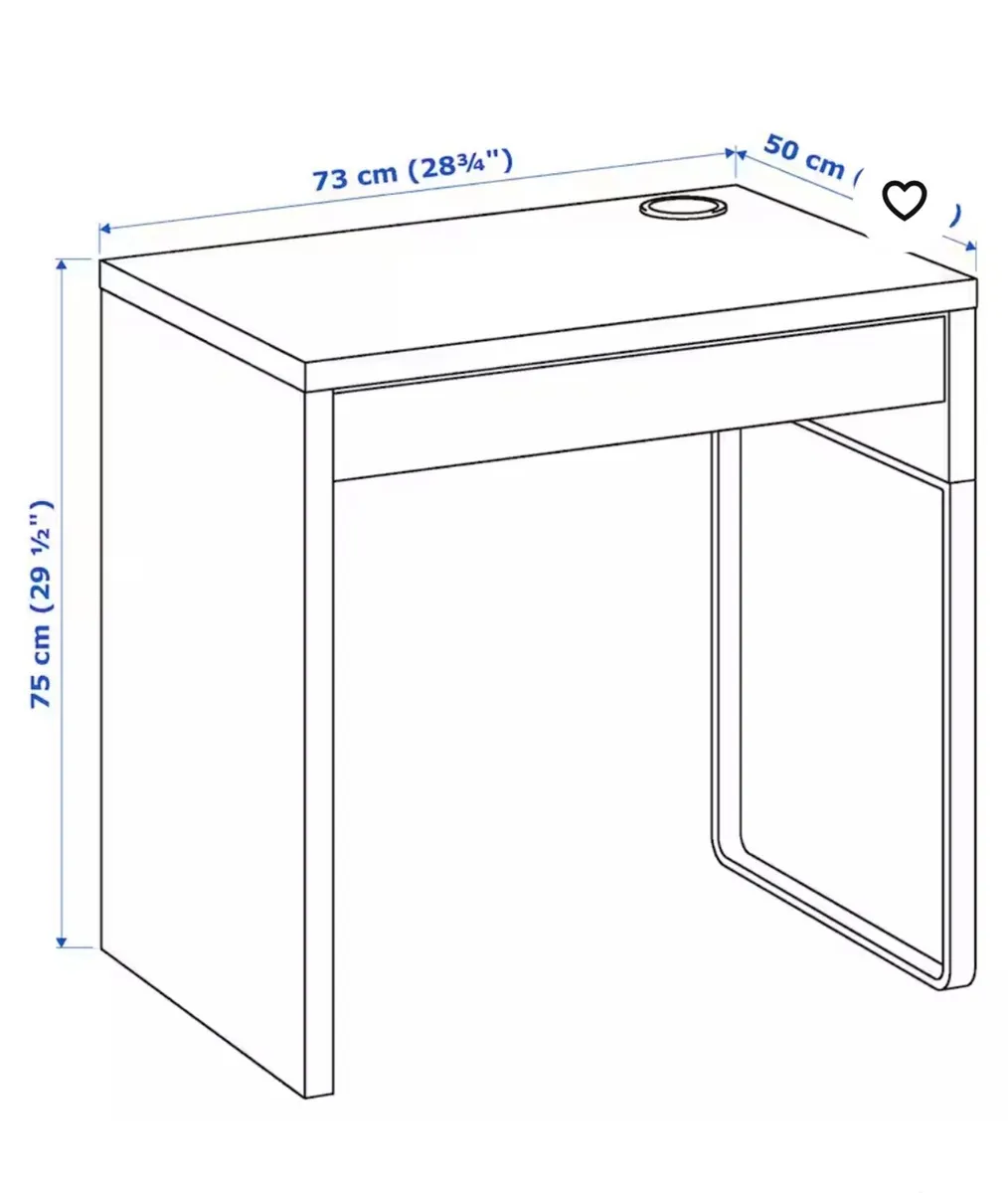 Table and chair - Image 1
