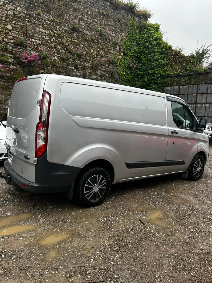 171 FORD TRANSIT CUSTOM 2.2TDCI - Image 4