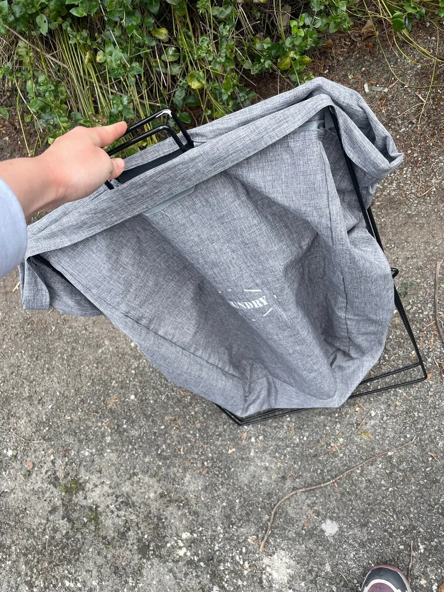 Laundry basket 🧺 - Image 2