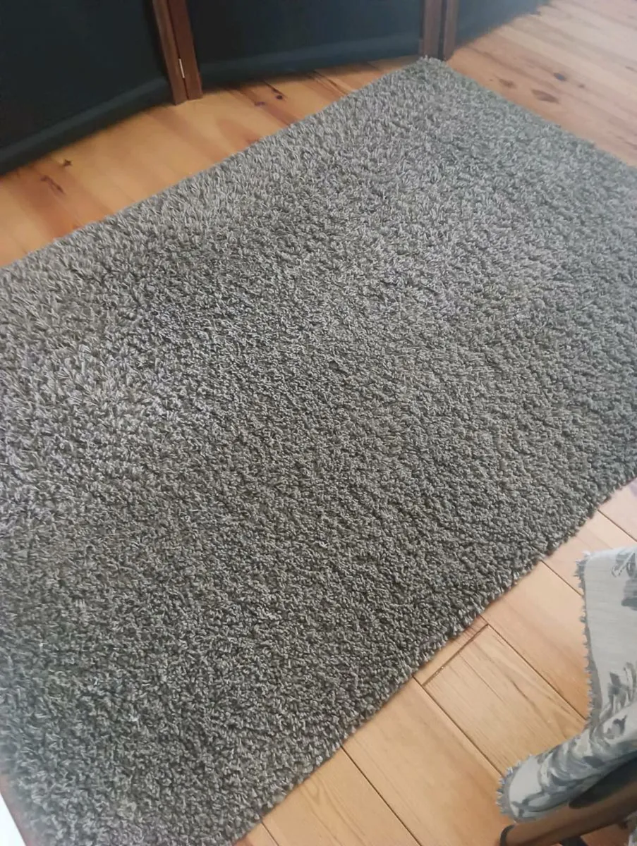 Large dark brown rug , spotless good quality - Image 1