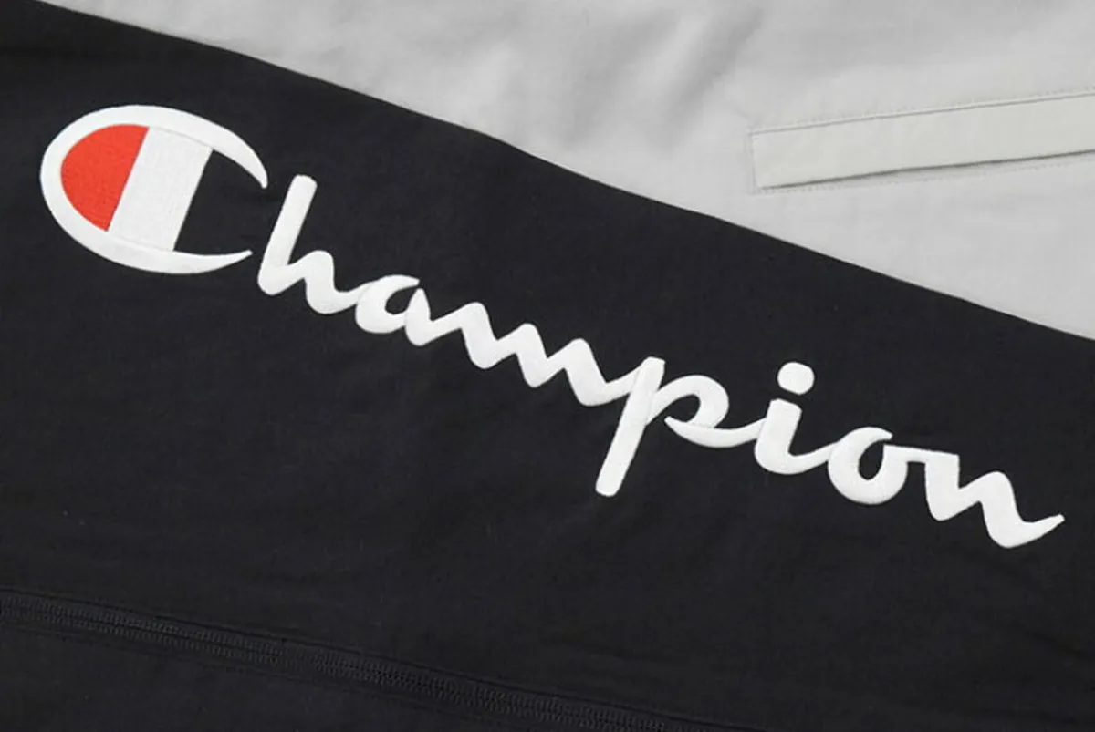 Champion Windbreaker men's Jacket XL - Image 3