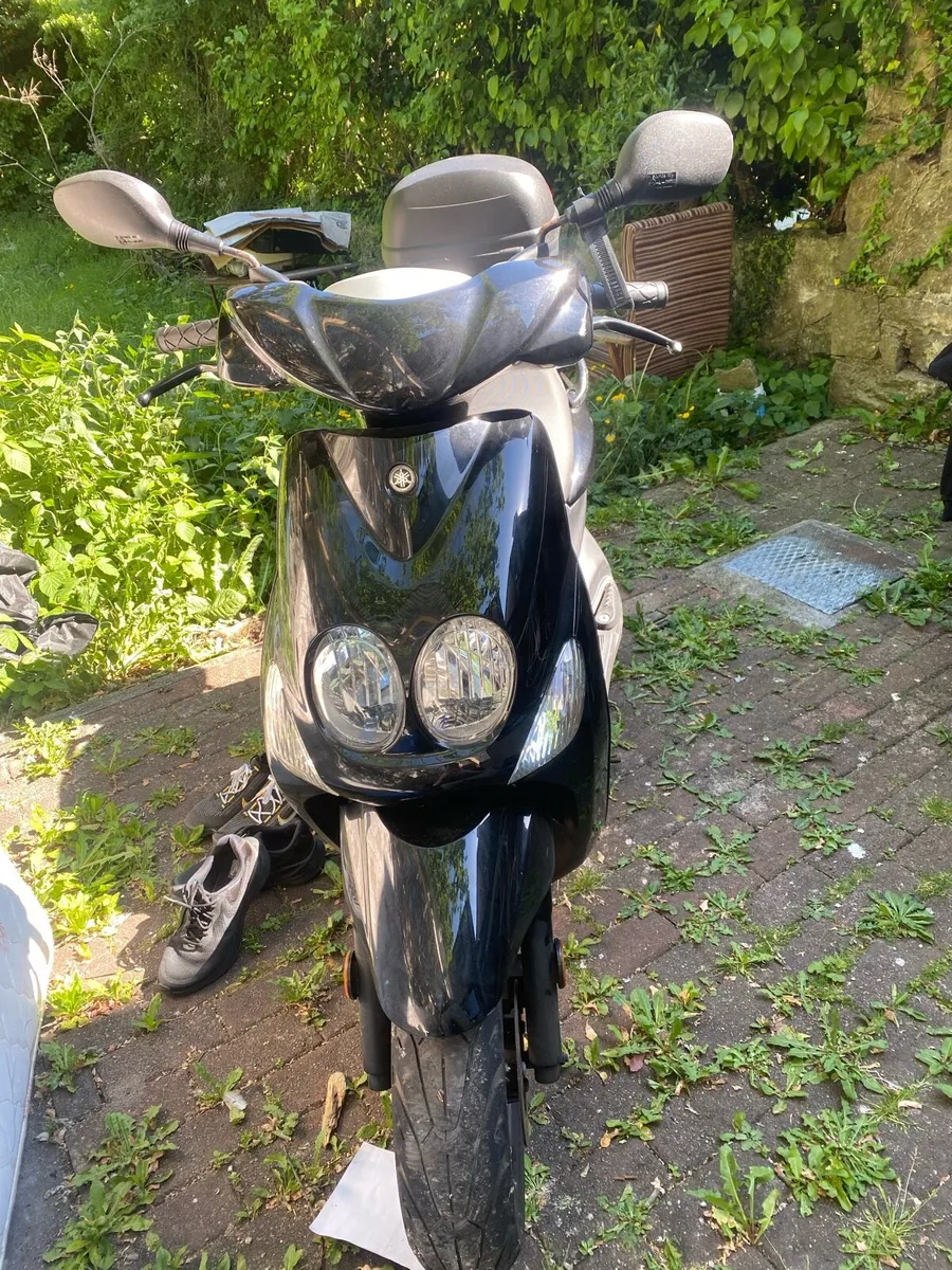 Scooter Yamaha 49cc - Image 1