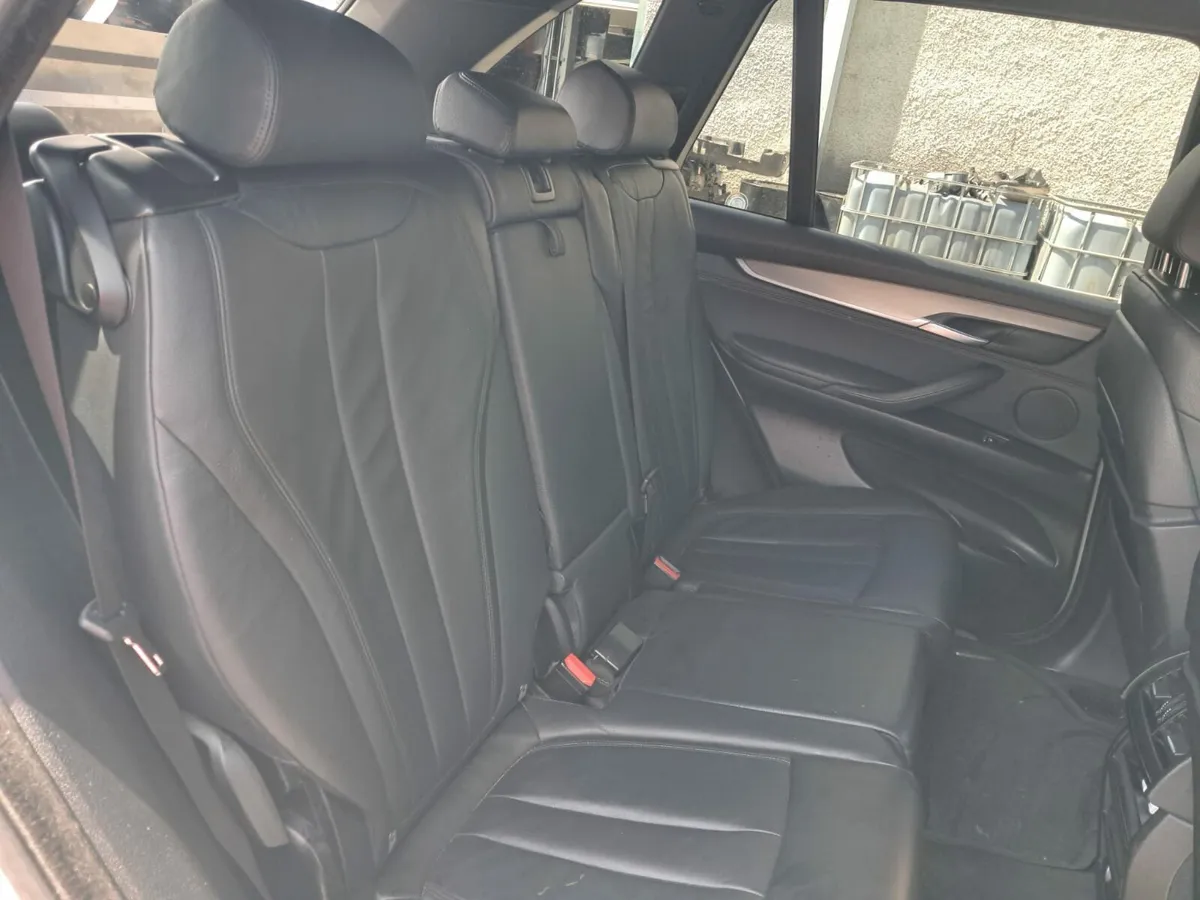 7 SEATER X5 - Image 2