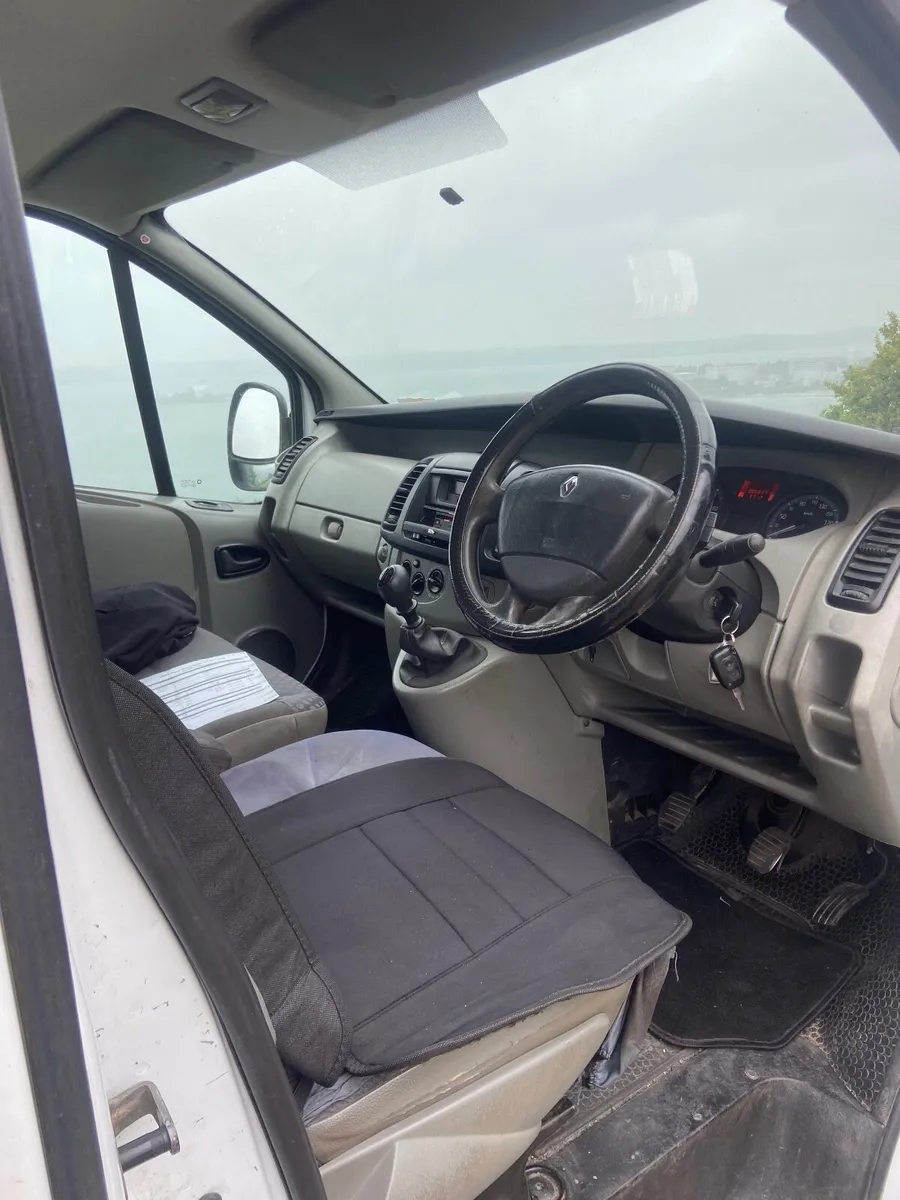 Renault Trafic 2007 - Image 2