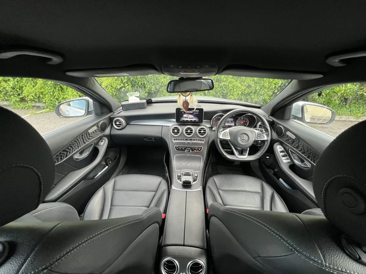 Car - Image 1