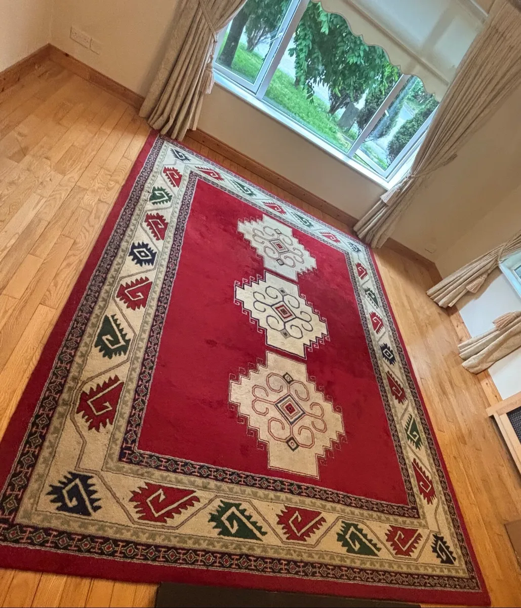 Living Room Rug - Image 1