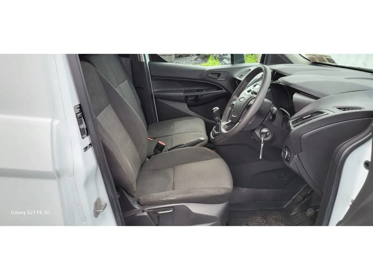 Ford Transit Connect SWB 1.5 TD 75ps 5speed - Image 4