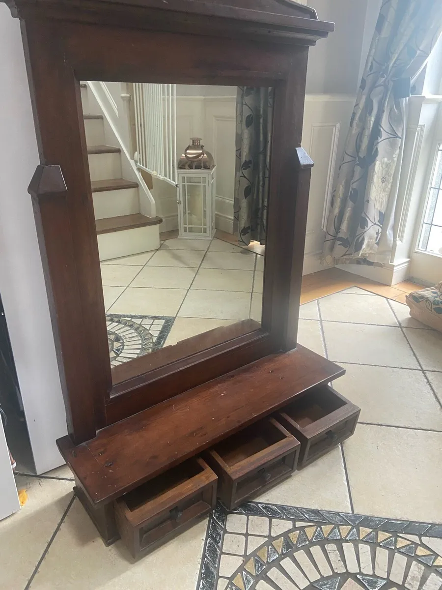 Mirror - Image 1