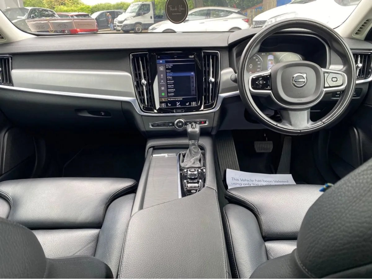 Volvo S90 D3 Momentum Plus 4DR Auto - Image 3