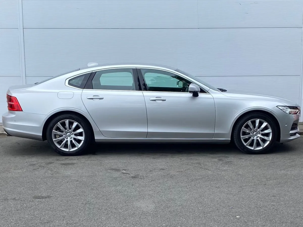 Volvo S90 D3 Momentum Plus 4DR Auto - Image 4