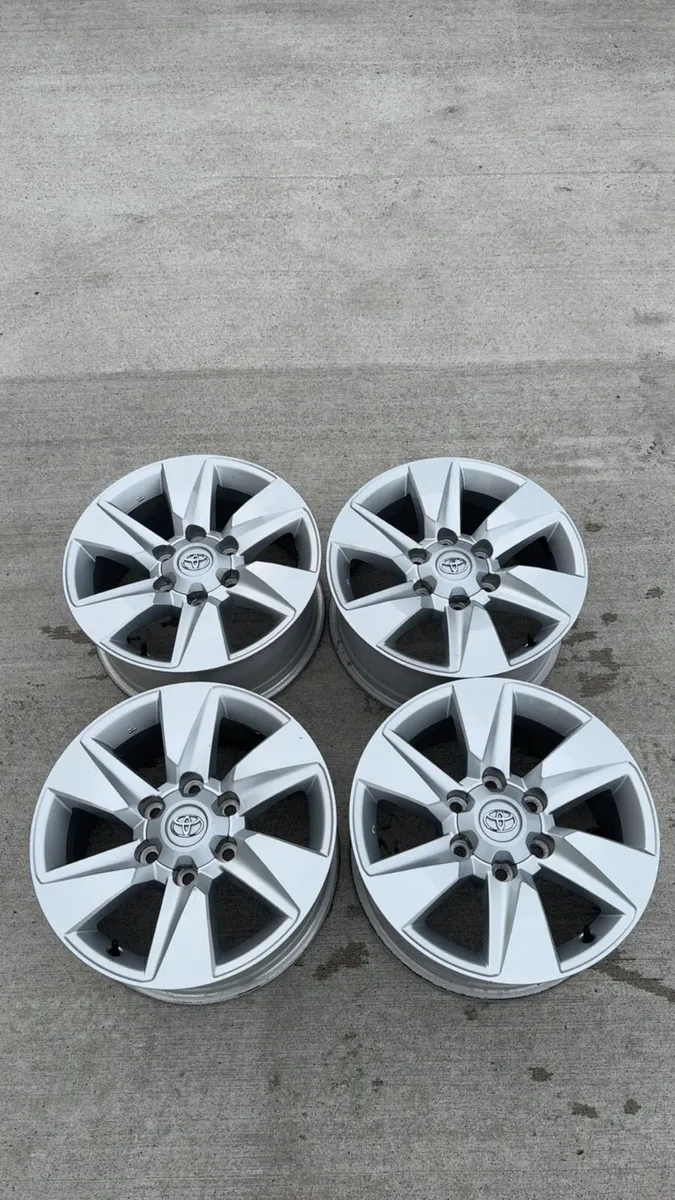 Toyota Land Cruiser Alloys - Image 1