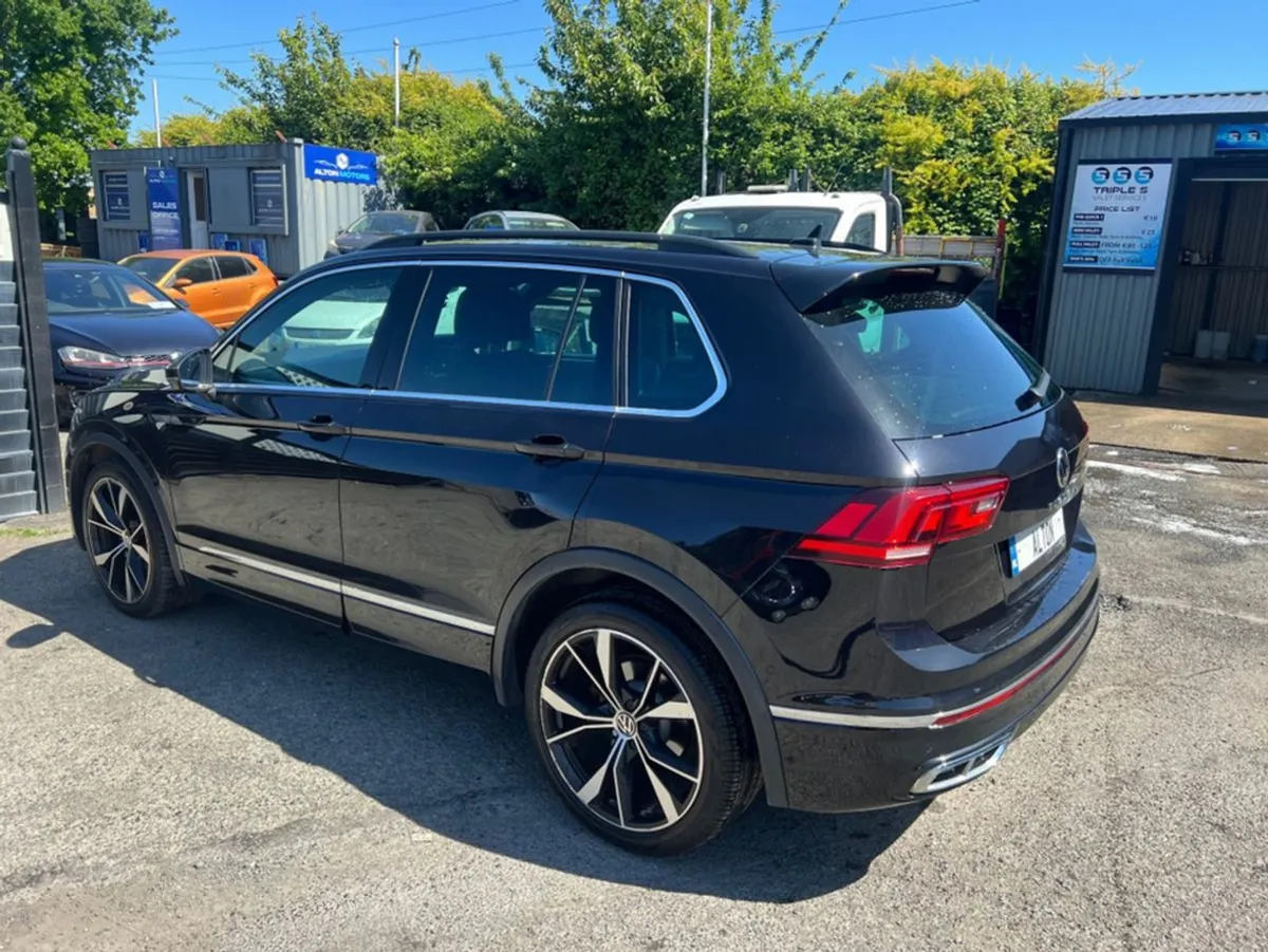 Volkswagen Tiguan R-line TSI S-A - Image 3
