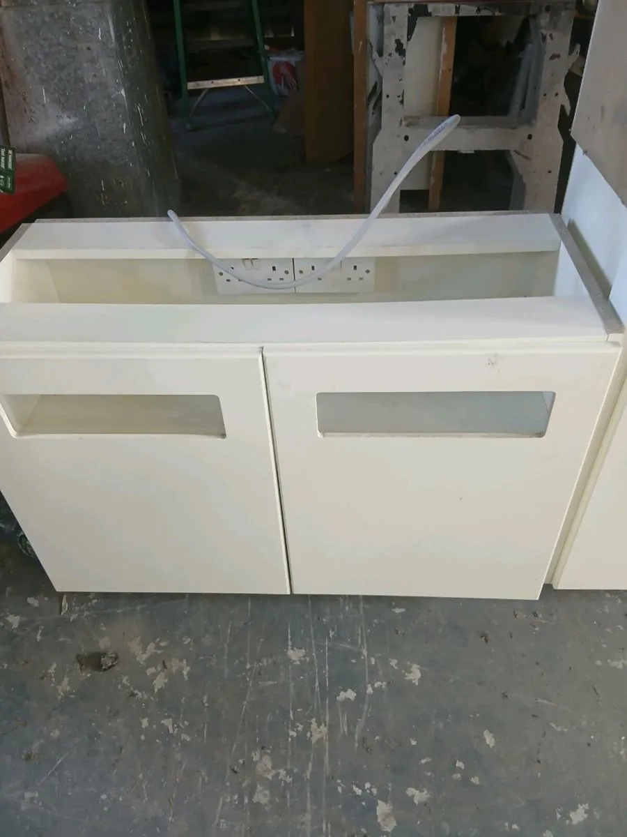 Living room unit - Image 3