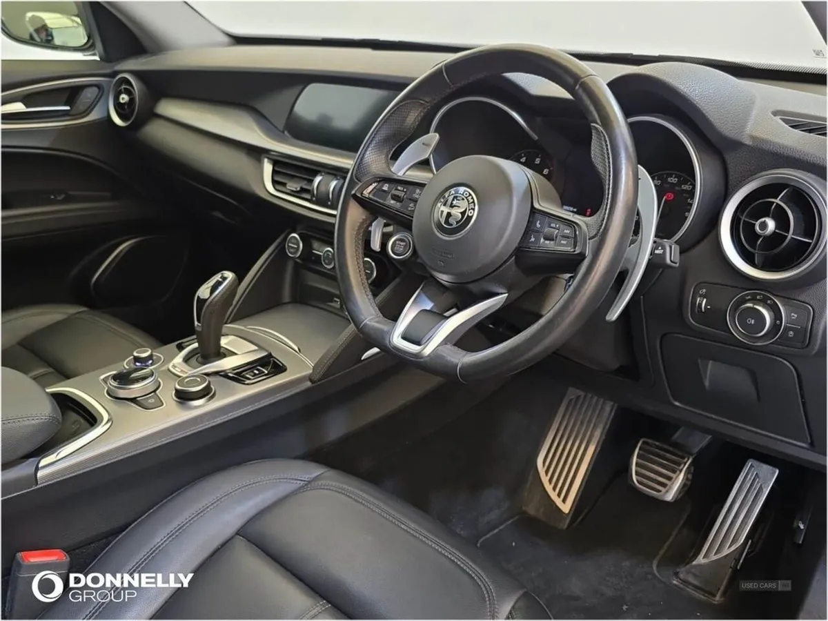 Alfa Romeo Stelvio 2.0 Turbo 200 Sprint 5dr Auto - Image 4