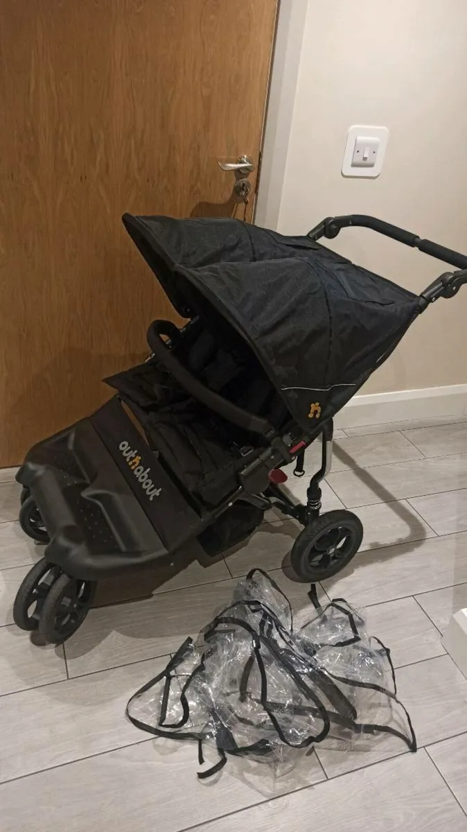 Out N About Double stroller - Image 2