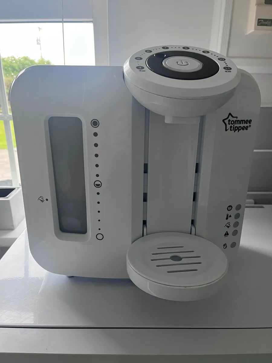 High chair, bottle maker and steriliser - Image 1