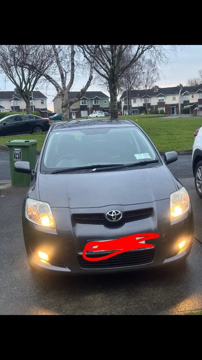 Toyota Auris 2008 - Image 1