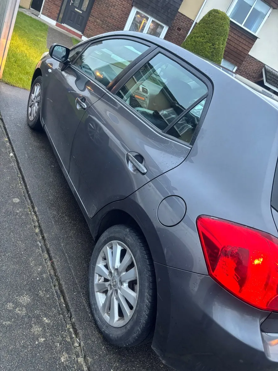 Toyota Auris 2008 - Image 4