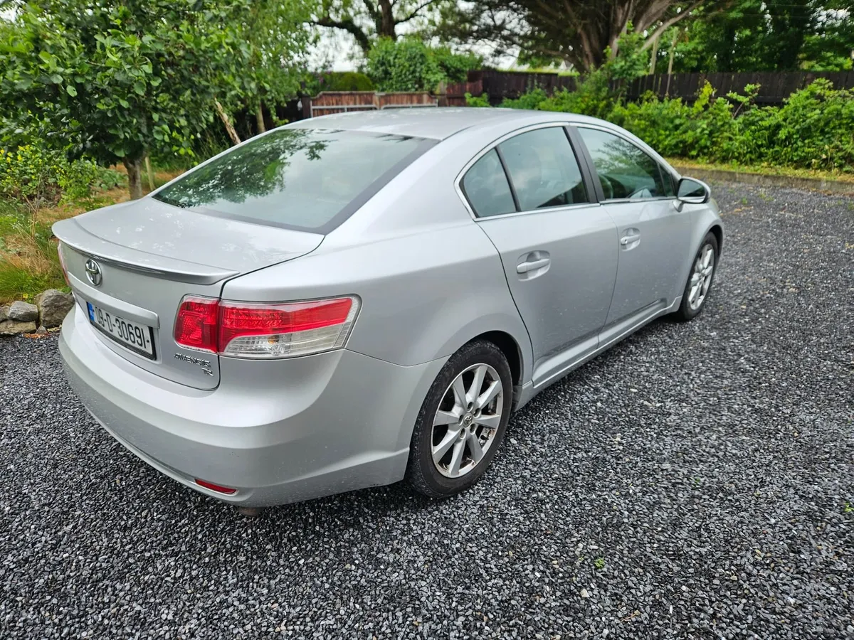 Toyota Avensis 2009 - Image 4