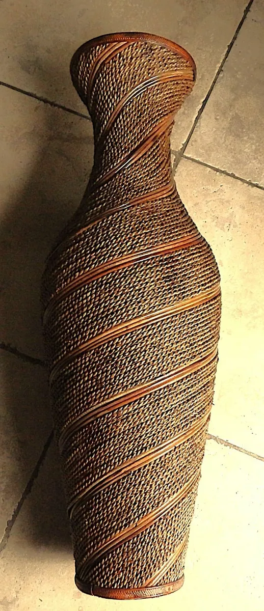 Large Rattan and Woven Vase - Image 3