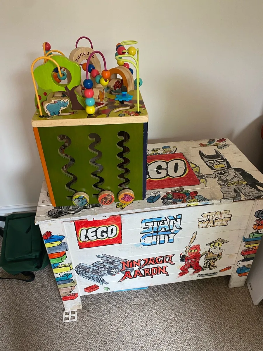 Zany zoo and chest of toys for 0 to 1 year old - Image 1