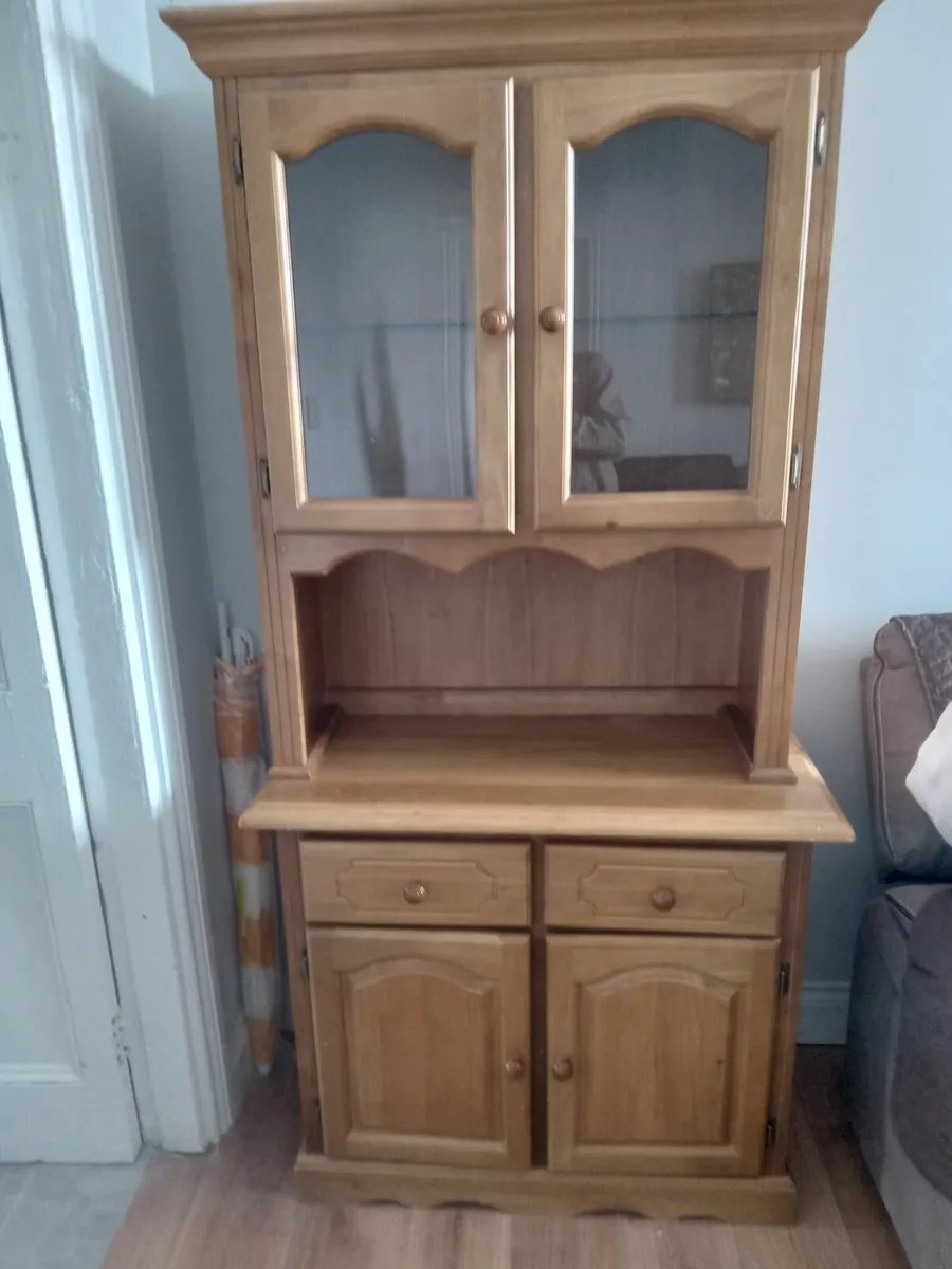 Dresser - Image 1