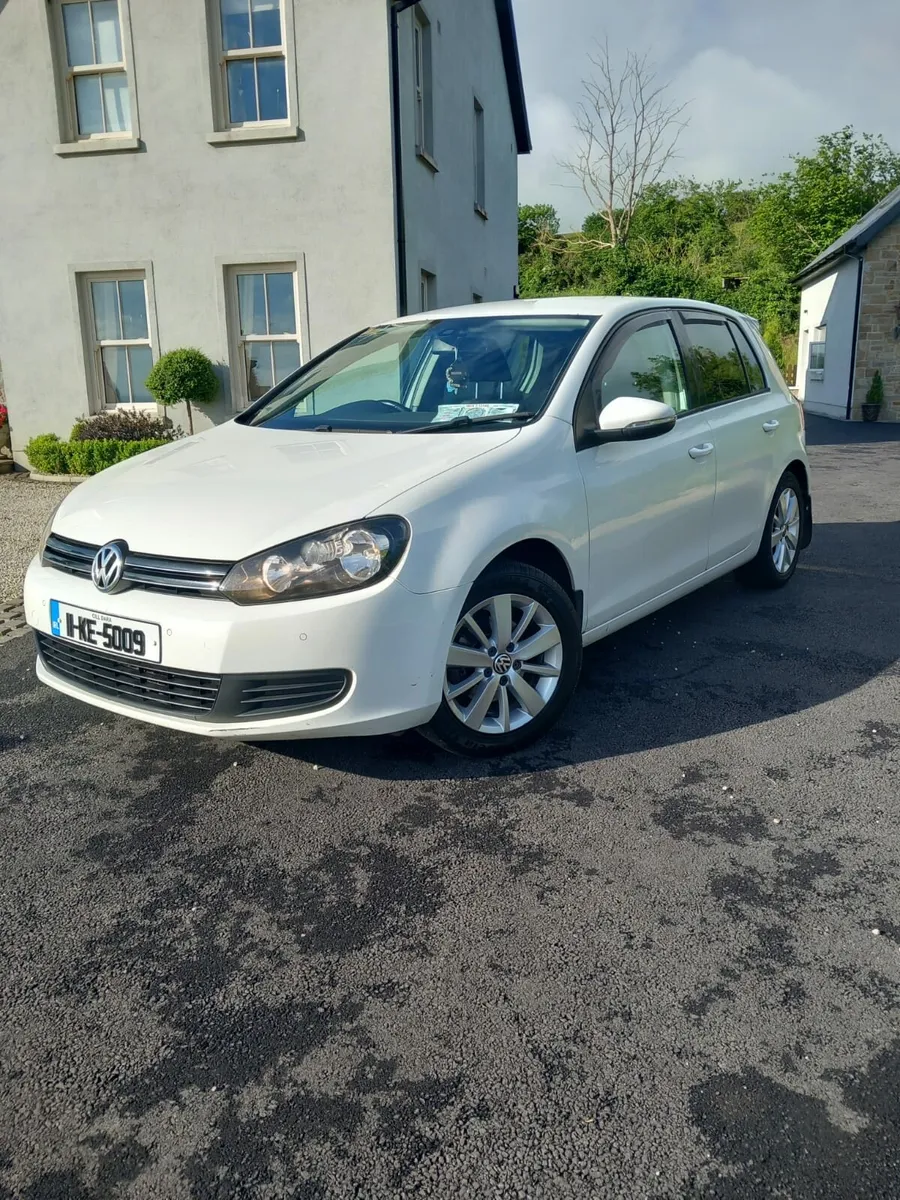 Volkswagen Golf - Image 1