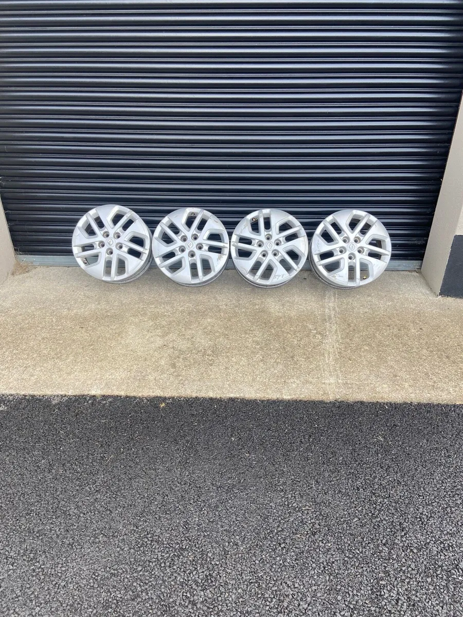 Alloy wheels - Image 2