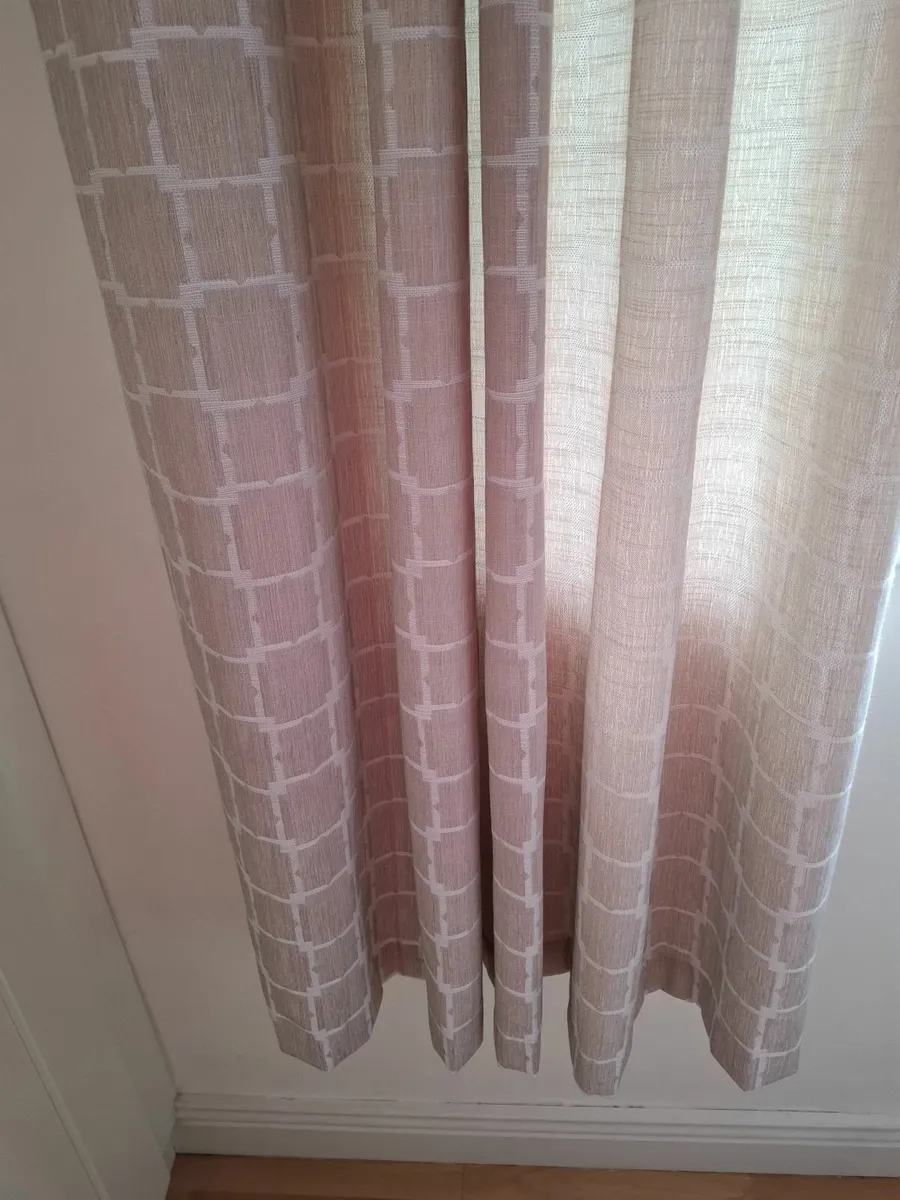 66x72 curtains - Image 1