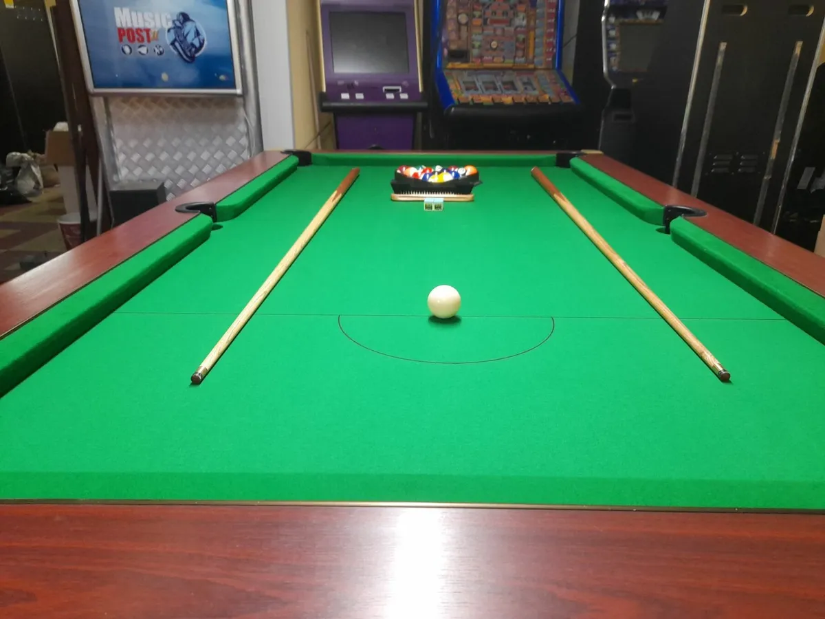 Pool table - Image 3