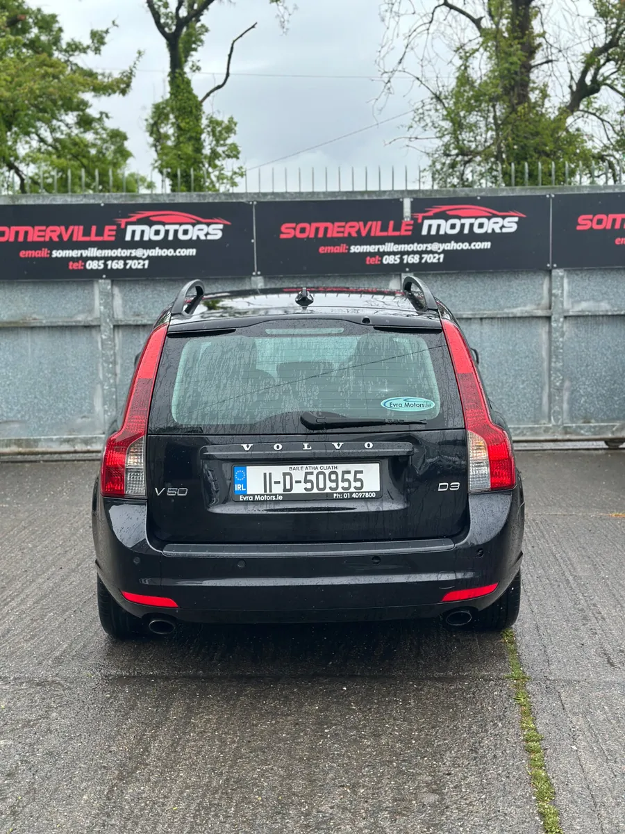 Volvo V50 2.0D SE “NCTED&TAXED” ESTATE 2011 - Image 4