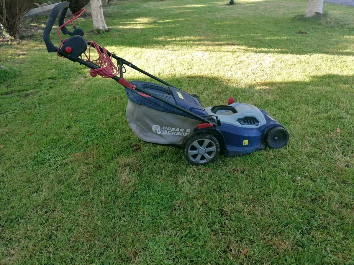 Electric Lawnmower - Image 1