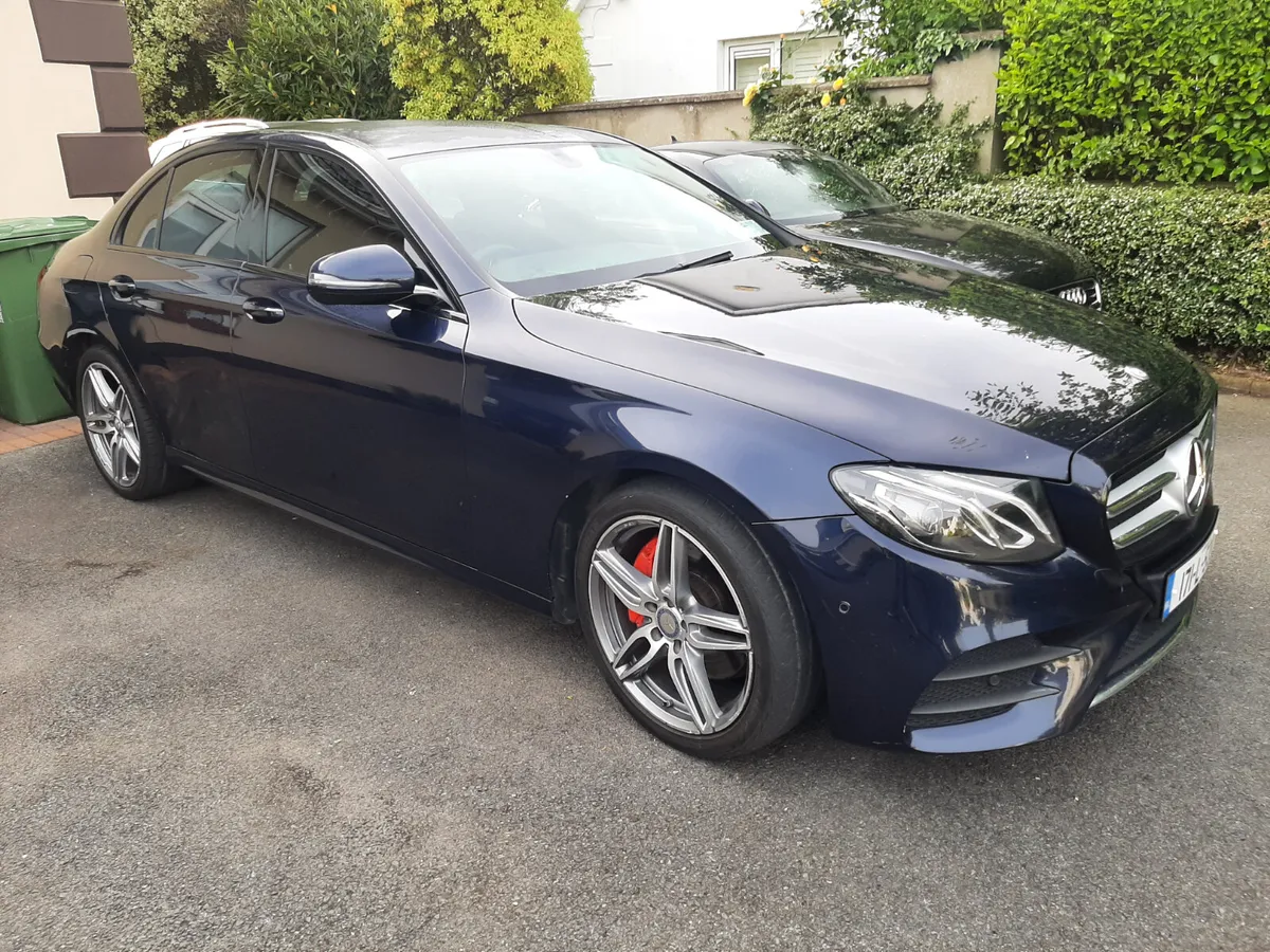 MERCEDES E CLASS 220 CDI AUTO LEATHER AMG PACK - Image 2