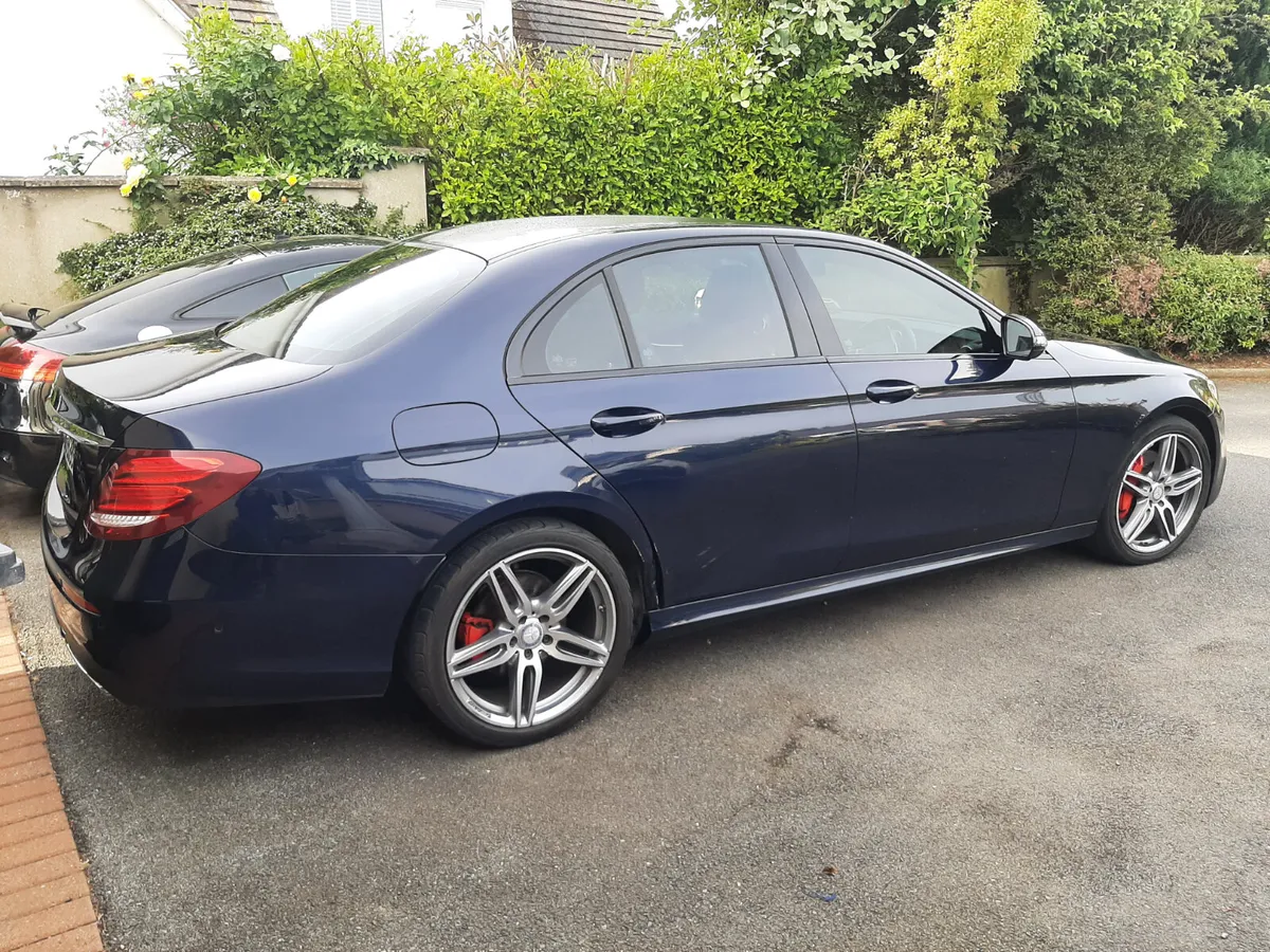 MERCEDES E CLASS 220 CDI AUTO LEATHER AMG PACK - Image 3
