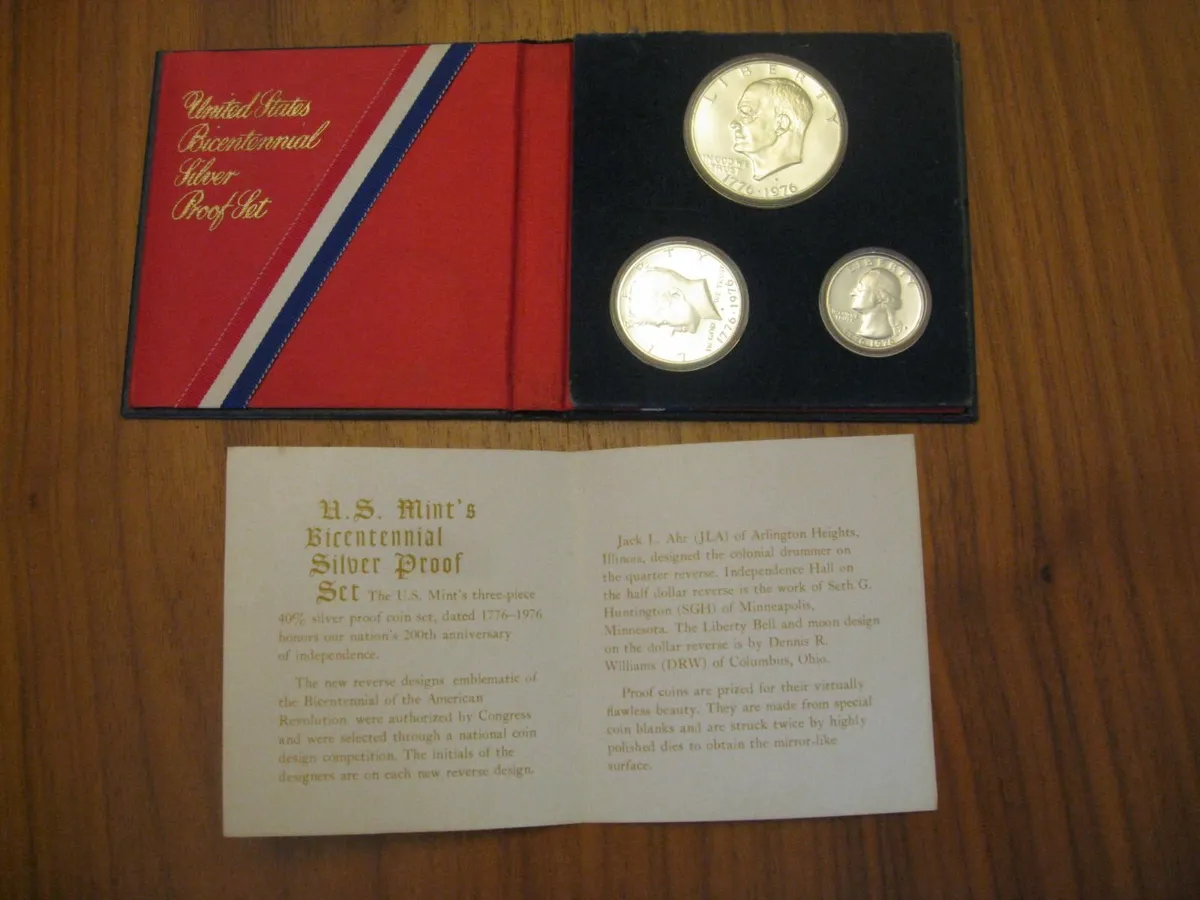 1976 US Mint Bicentennial 40% Silver Proof Set - Image 1