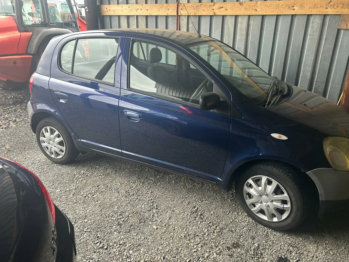 Toyota yaris - Image 3