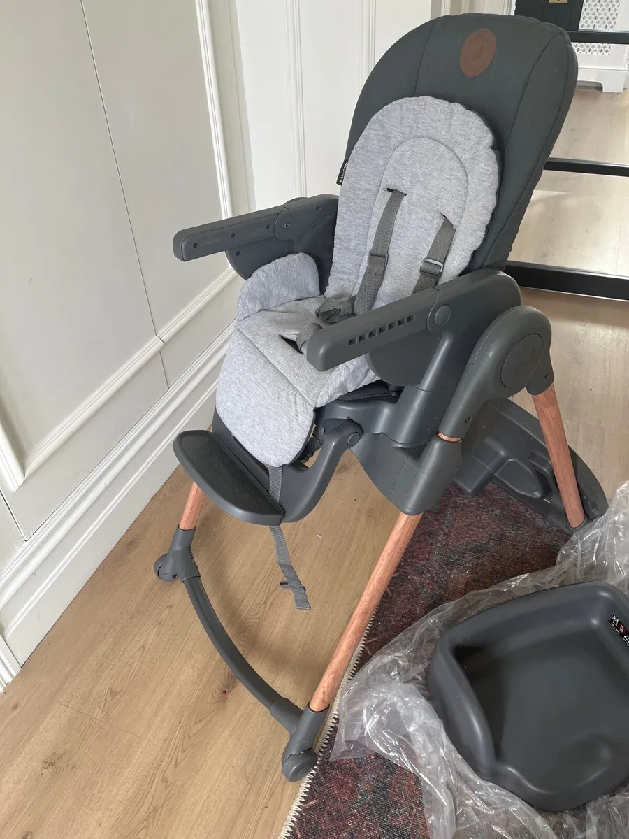 High Chair - Image 1