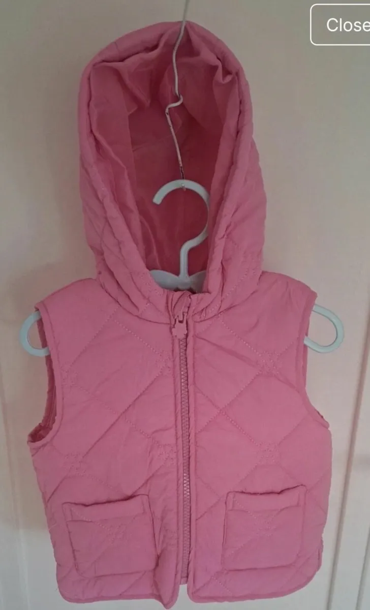 Baby girls coats - Image 1
