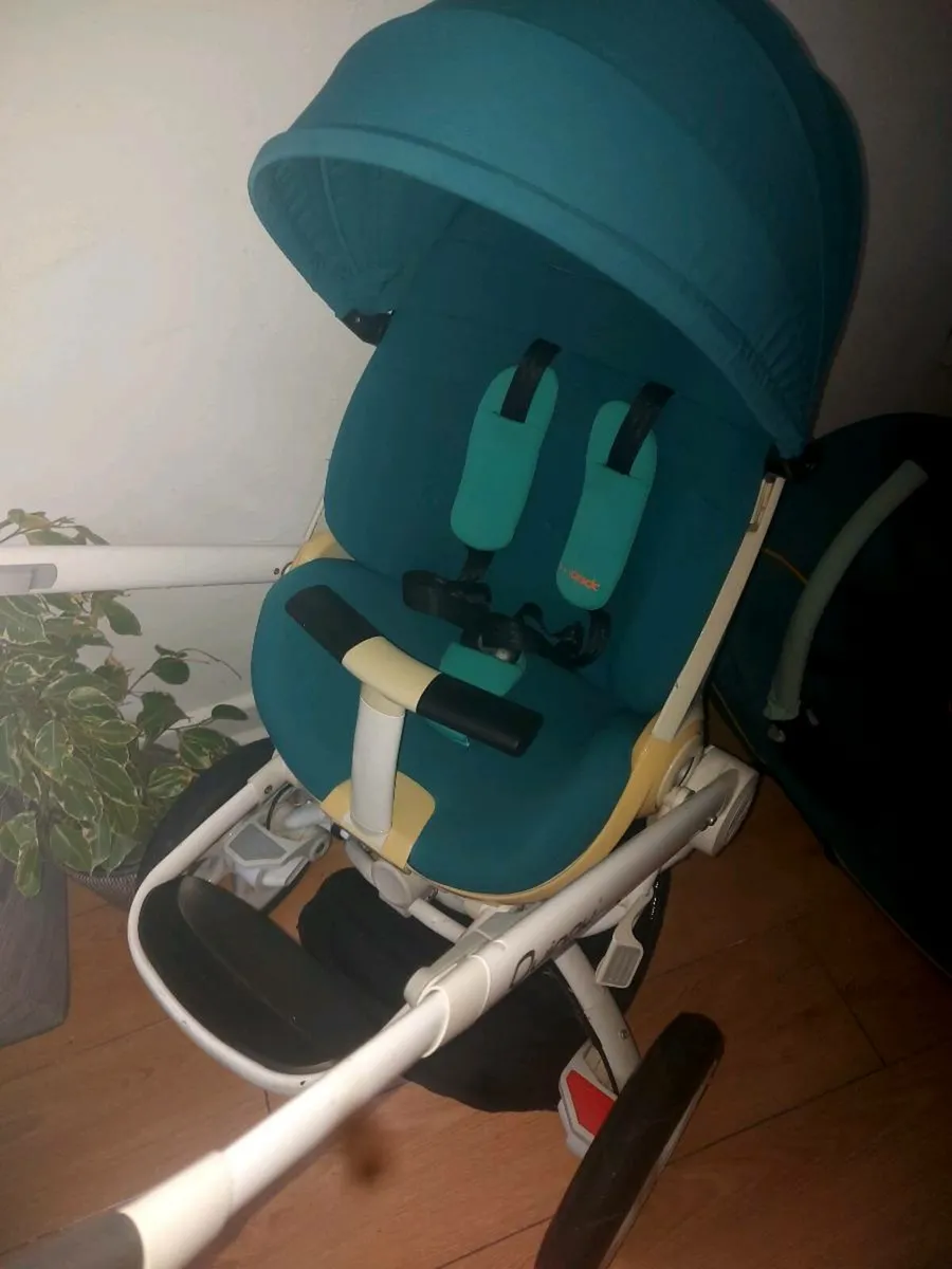Quinny moodd travel system - Image 3