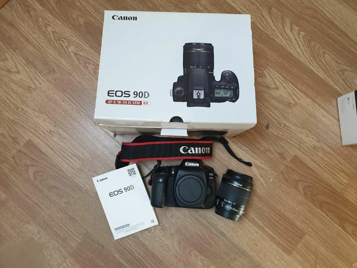 Canon 90D with Sigma Art 18-35mm & Canon 55-250mm - Image 2