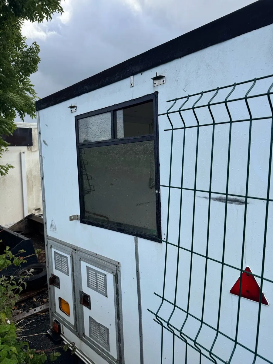 Canteen/office trailer - Image 2